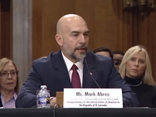 Mark Abreu defiende su nominación como embajador en El Salvador y destaca los avances en seguridad del país centroamericano