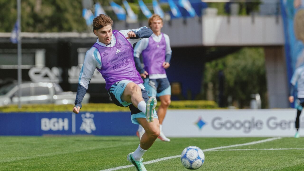 La formación de la selección argentina que probó Lionel Scaloni con el foco en el primero de los amistosos