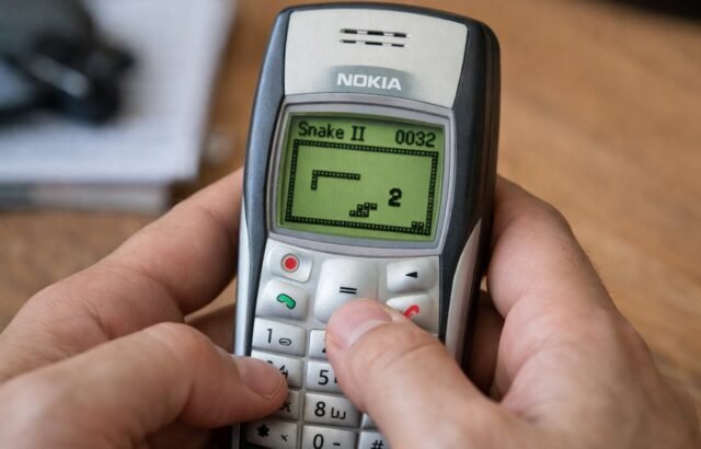 Nokia 1100 es el celular más vendido de la historia: cuánto cuesta hoy y por qué regresó en 2026
