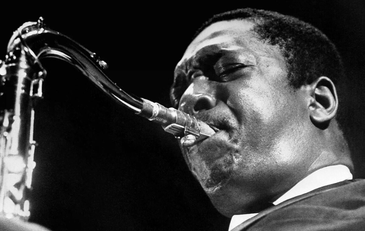 Centenario de John Coltrane, el saxofonista que buscó a Dios y convirtió el jazz en física cuántica