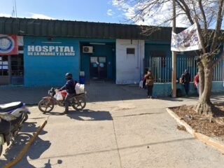 Un menor de 14 años lucha por su vida tras haber sido apuñalado durante una pelea callejera en Formosa