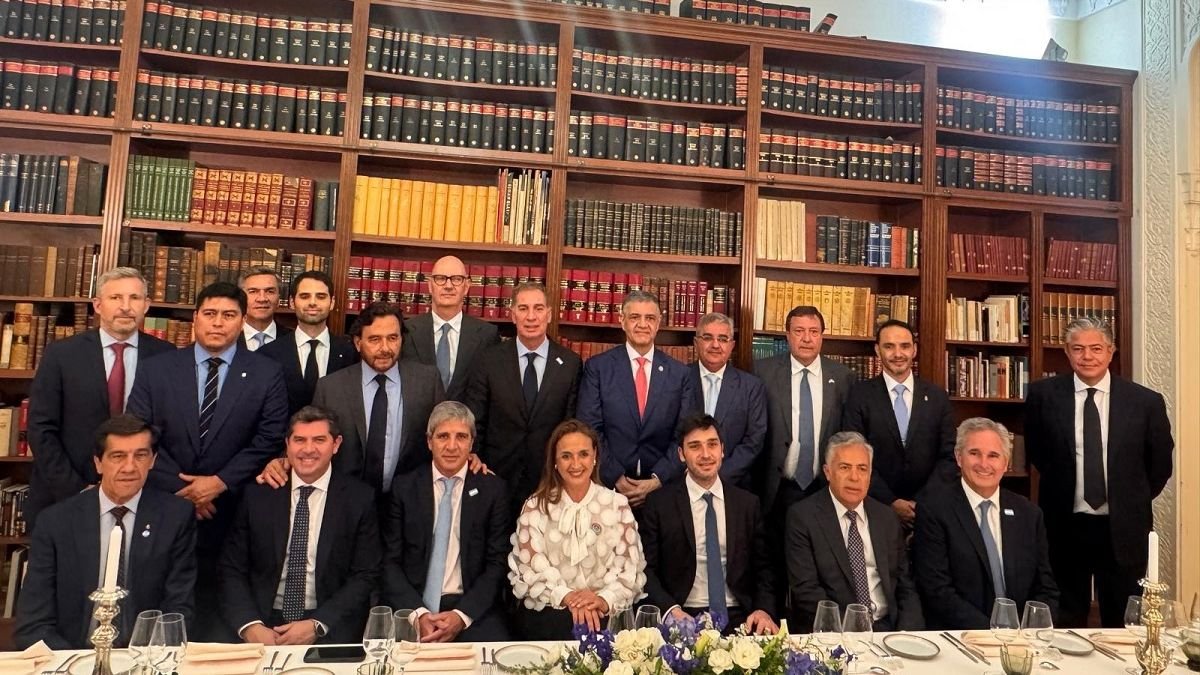 Luis Caputo y Diego Santilli dialogaron con el ministro de Economía de Francia para reforzar la relación con Argentina