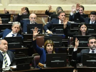 El Senado aprobó la reforma de la carta orgánica del Banco Central y vuelve a Diputados