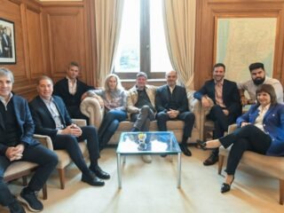 La mesa política se reúne antes del viaje de Javier Milei a Francia, con foco en la agenda legislativa del Gobierno