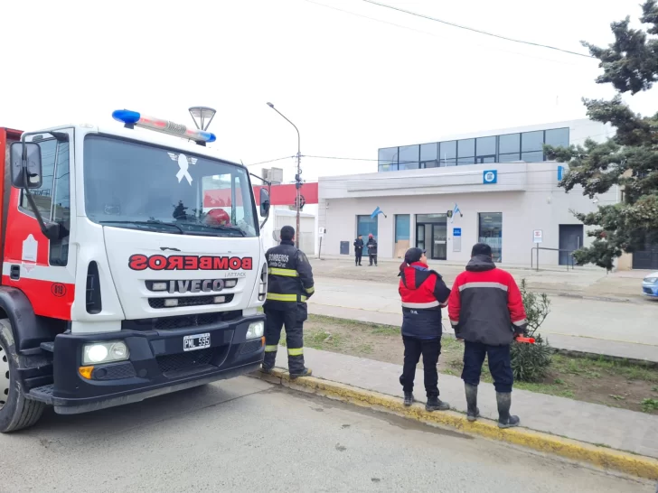 Amenaza de bomba en Caleta Olivia: evacuaron el Banco Nación y no encontraron explosivos
