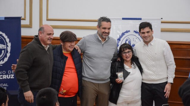 El Gobierno refuerza la producción familiar con 10.000 kits de semillas y nuevas experiencias de hidroponía
