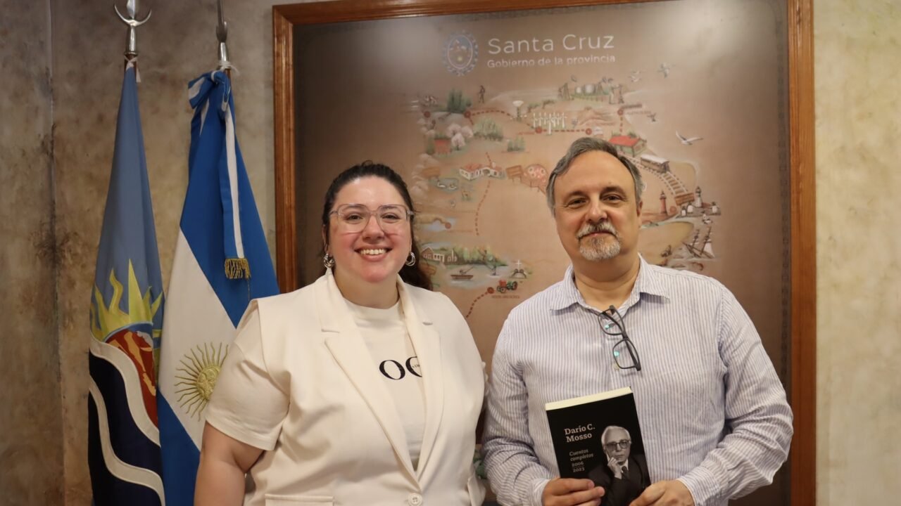 Darío Mosso entre cuentos, memoria y Santa Cruz