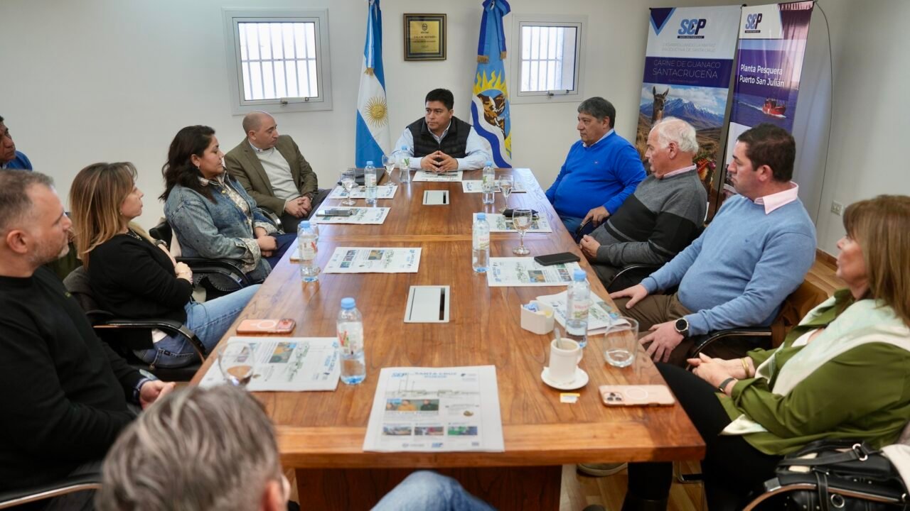 Claudio Vidal logró que se diera continuidad laboral a los 141 extrabajadores de Autofarma
