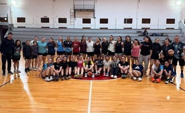El básquet femenino santacruceño avanza hacia la Araucanía con una nueva concentración