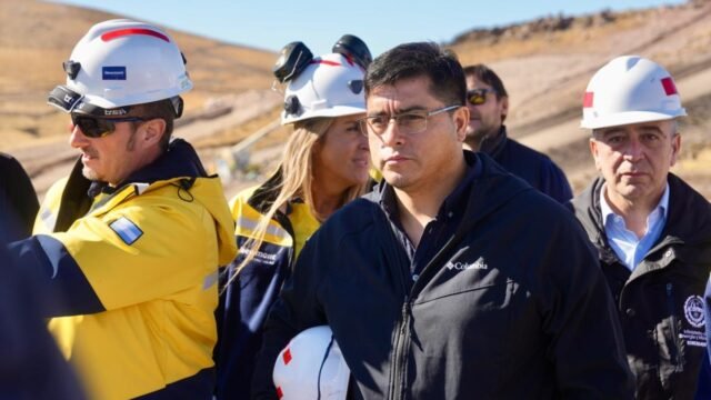 Nuevas inversiones: Vidal adjudicó a Alianza Petrolera el área de exploración Sur Río Deseado Este