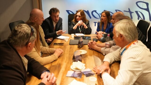 FIT: El Gobierno Provincial mantuvo una mesa de trabajo con el sector privado