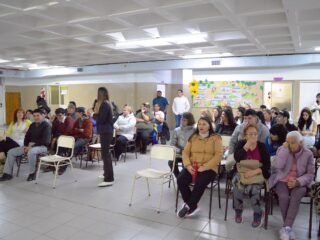 Fortalecen la educación inclusiva con un taller participativo para la comunidad educativa y las familias