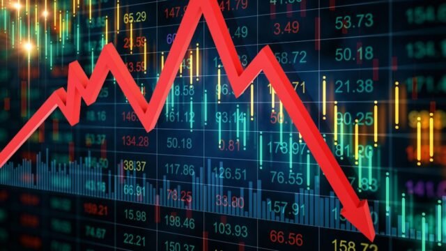 El riesgo país continúa al alza y se acerca a los 560 puntos, mientras cayeron los bonos y acciones
