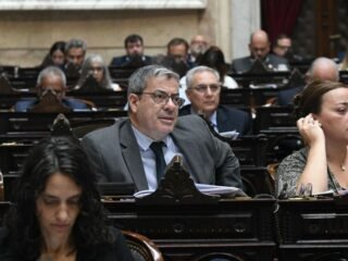 Diputados exigen a Milei que reconozca a Lula como presidente
