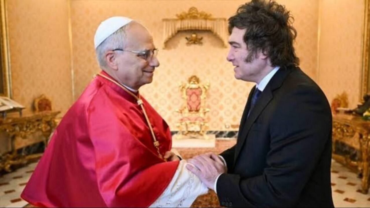 Economía familiar, morosidad y apuestas online: el Papa le marca la agenda a Milei