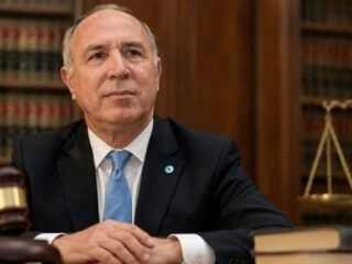 Tras las protestas en su contra, Lorenzetti afirmó: «La Corte no vende tierras»
