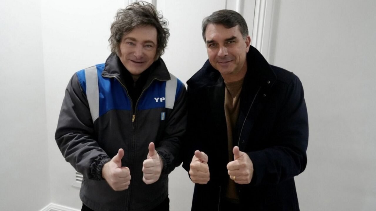 Fuga de Bolsonaro a EEUU: en Casa Rosada afirman que «jamás pisó suelo argentino»