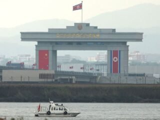 Gesto simbólico de Kim Jong Un pone de relieve el intento de China y Corea del Norte por ampliar vínculos comerciales