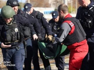Rusia ataca una estación de tren en Dnipro, en el centro de Ucrania: hay 13 muertos