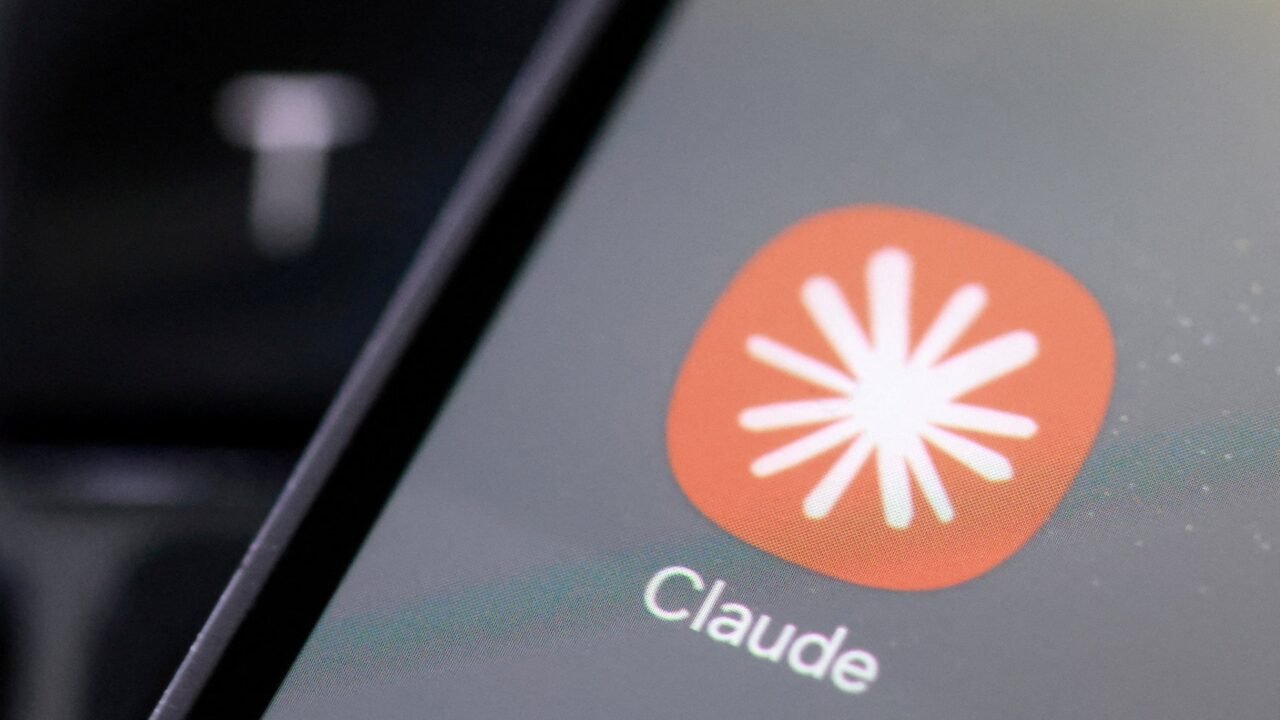 Anthropic acusa a empresas chinas de utilizar Claude en secreto “para imitar sus capacidades en modelos IA”