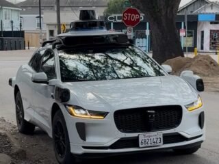 Waymo llevará sus robotaxis autónomos a Toronto para iniciar operaciones en 2028