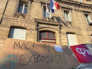 El Gobierno de francia convocó a un gabinete de crisis por las protestas estudiantiles: casi 2.000 detenidos