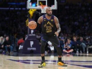Crean un chip antifalsificación para joyas, trofeos y perfumes de lujo: LeBron James ya lo usó