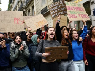 Qué está pasando en Europa: las causas de las protestas en Francia, España, Italia, Grecia, Albania y Bélgica
