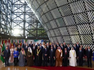 Ataques hutíes a Riad: el gobierno saudita aplazó sin nueva fecha la cumbre entre la Unión Europea y los países del Golfo