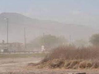 Doble alerta en Jujuy por ráfagas de más de 100 km/h y viento Zonda: las zonas afectadas