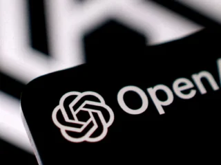 Una madre demandó a OpenAI por usar datos de sus hijos de 12 y 16 años para entrenar a ChatGPT