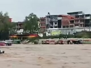 Creció el Bermejo tras la tormenta: así está el puerto de chalanas en este momento