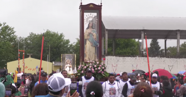La Silleta recibió a cientos de familias en una jornada dedicada a la Virgen María