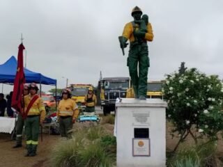 Salta homenajea a los brigadistas forestales que murieron combatiendo el fuego en Guachipas