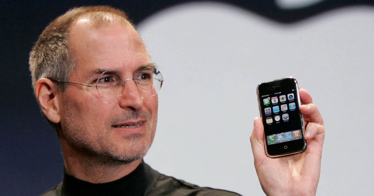 La lucha del hijo de Steve Jobs contra el cáncer tras la muerte de su padre: “personas se sienten motivadas por una razón familiar”