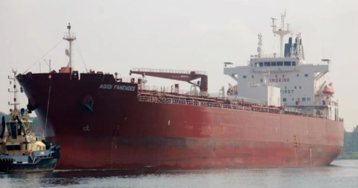 El primer petrolero con diésel ruso ya navega rumbo a Nueva York tras el pacto entre Trump y Putin