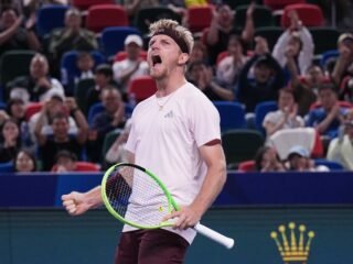 Davidovich venció a Zverev y dio la gran sorpresa en Shanghái