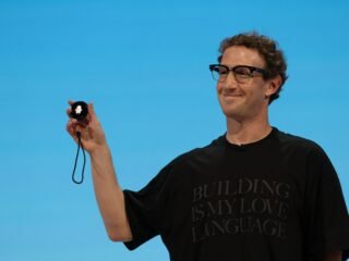 Alexandr Wang, director de Meta AI, detalla cómo Mark Zuckerberg hace cambios rápidos en la empresa