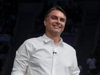 De cara al balotaje, Bolsonaro recibió el apoyo de la mayoría de los líderes del partido más tradicional de Brasil