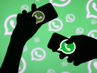 WhatsApp tiene nuevas funciones para los grupos: son gratuitas y tienen historial