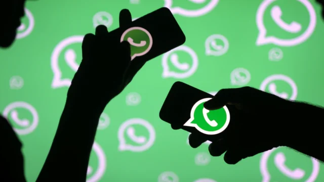 Compras directas y tarjetas guardadas: WhatsApp prepara un gestor de pagos global para Android e iOS