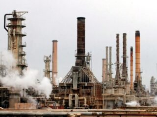 El petróleo WTI subió 3% tras el desplome de las reservas estadounidenses