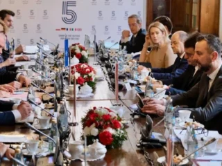 Las cinco mayores potencias militares de Europa acuerdan reforzar su coordinación frente a Rusia