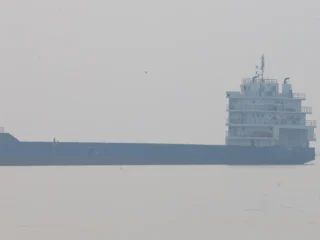 Estados Unidos sancionó a un bufete de Panamá y Grecia por ocultar a los dueños de la flota fantasma de Irán