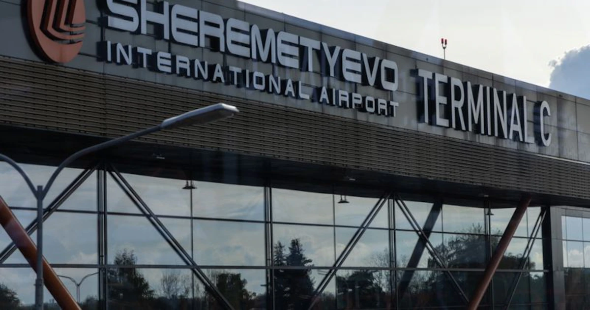Drones ucranianos paralizaron los aeropuertos de Moscú durante casi nueve horas y dejaron cientos de vuelos cancelados