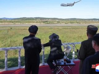 El dictador norcoreano Kim Jong-un ordenó a su Ejército una rápida expansión de la tecnología de drones en plena tensión con Seúl