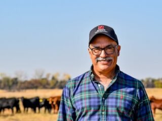 Alfredo Di Costanzo, de la Universidad de Minnesota, y un éxito de EE.UU. ahora bajo presión: productores de 80 años con 500 vacas sin herederos