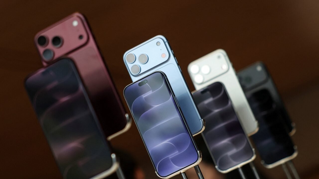Usuarios de iPhone 18 Pro Max reportan fallos de conexión y la única solución es remplazar el celular