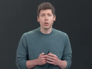 Sam Altman advierte que la carrera por la IA podría terminar con una sola empresa con todo el poder