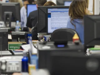 La inteligencia artificial reduce a la mitad el tiempo para escribir código, pero el 25% de eso es “basura de IA”